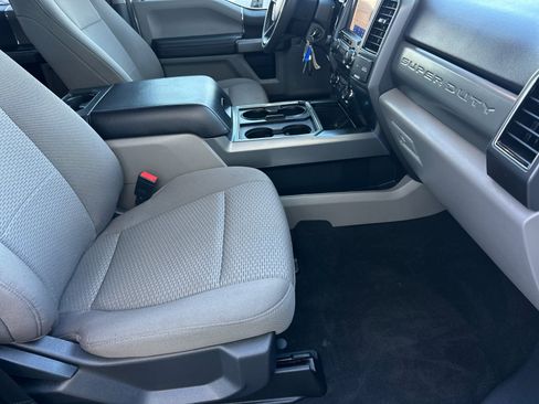 Used 2022 Ford F250 XLT w/ XLT Value Package image 14