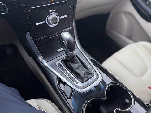 Used 2017 Ford Edge Titanium w/ Technology Package image 15