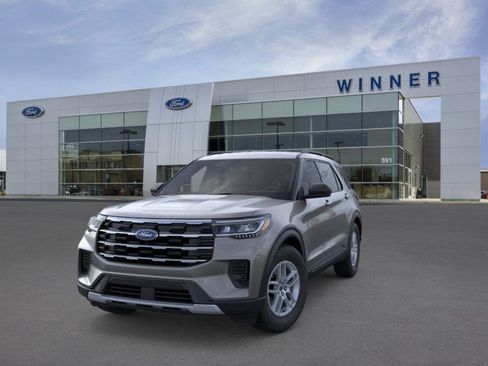 New 2026 Ford Explorer Active AWD/4WD image 2