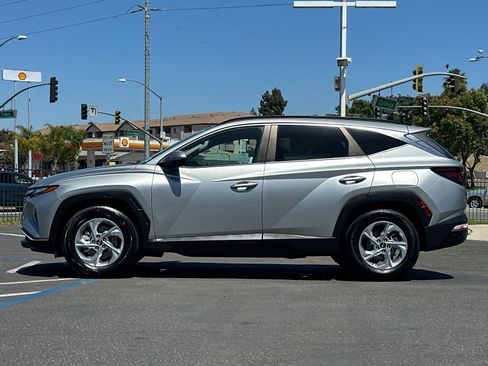 Used 2024 Hyundai Tucson SEL FWD image 2