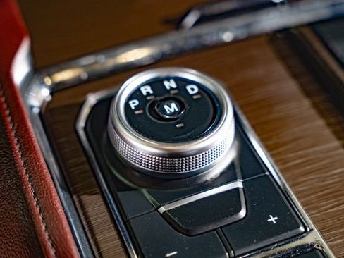 Used 2022 Ford Expedition Max Limited image 31