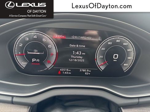 Used 2024 Audi Q5 2.0T Premium Plus image 23