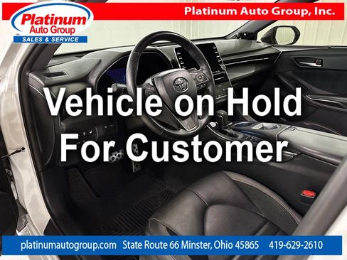 Used 2019 Toyota Avalon Touring FWD image 14