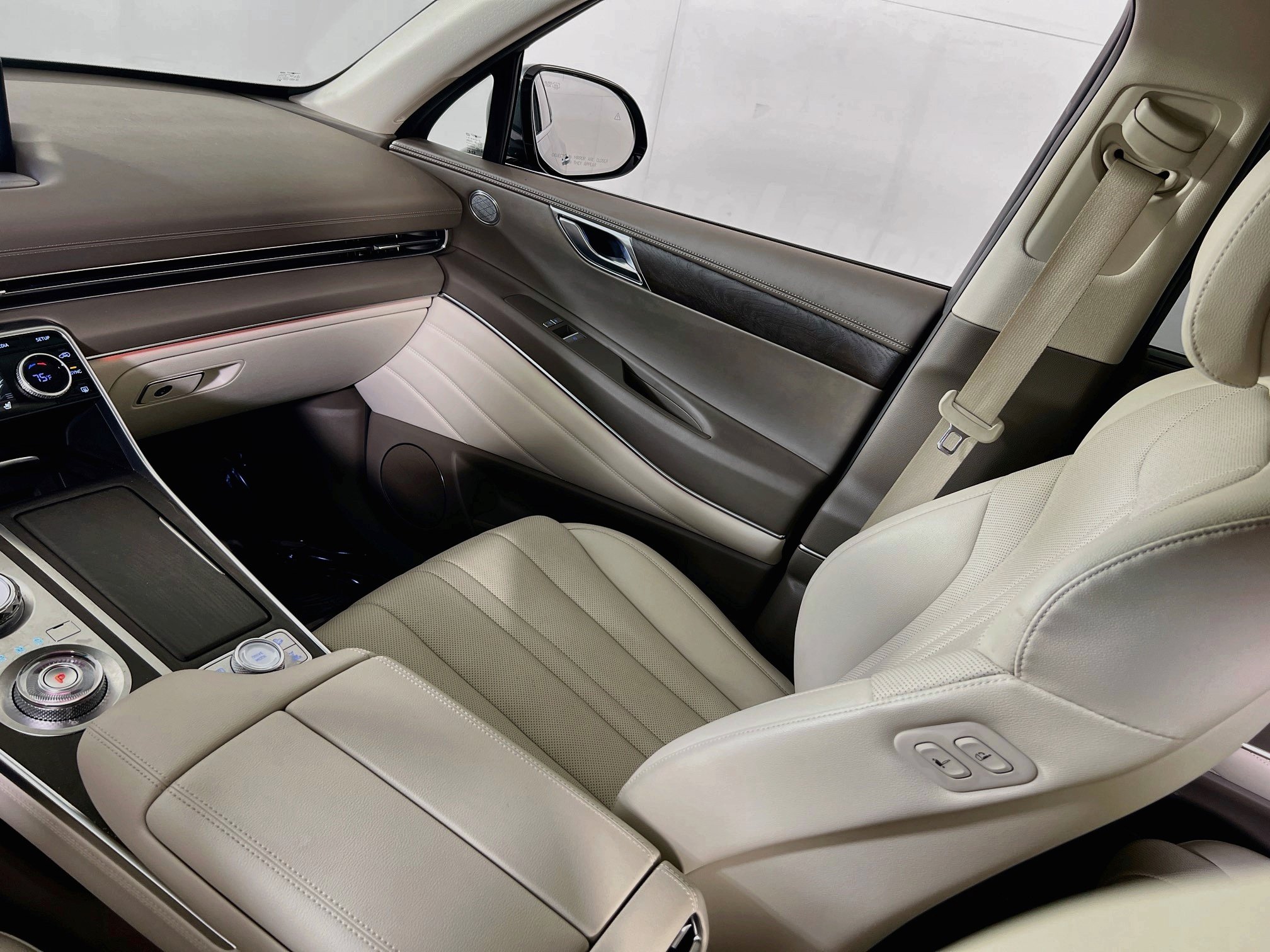 Used 2024 Genesis GV80 3.5T AWD/4WD image 24