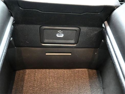 New 2026 Mercedes-Benz C 300 Sedan image 4