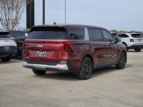 New 2026 Kia Carnival FWD image 4