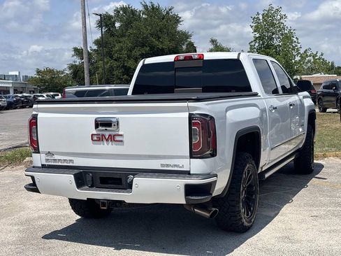 Used 2017 GMC Sierra 1500 Denali w/ Denali Ultimate Package AWD/4WD image 5