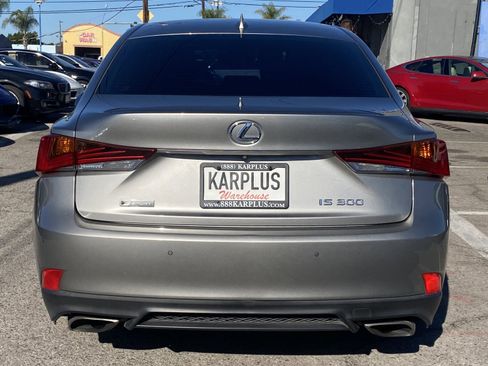 Used 2018 Lexus IS 300 image 6