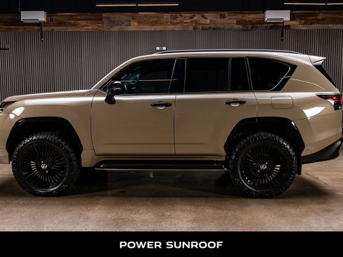Used 2025 Lexus LX 700h Overtrail w/ Accessory Package (Z1) AWD/4WD image 6