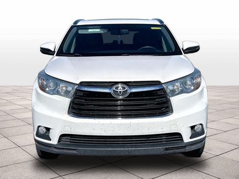 Used 2016 Toyota Highlander XLE AWD/4WD image 2