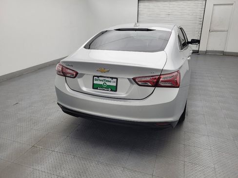 Used 2021 Chevrolet Malibu LT FWD image 7
