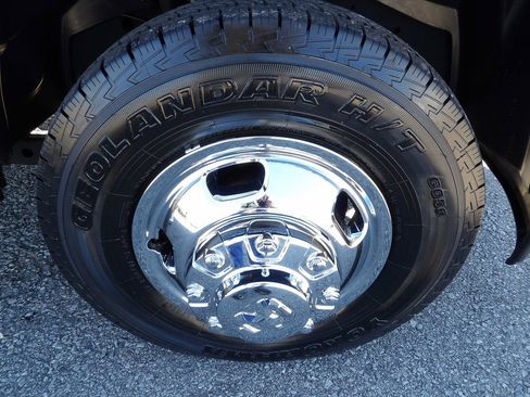 Used 2022 RAM 3500 Big Horn image 36