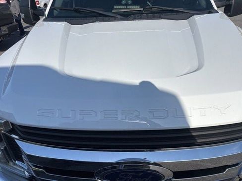 Used 2018 Ford F250 XLT AWD/4WD image 18