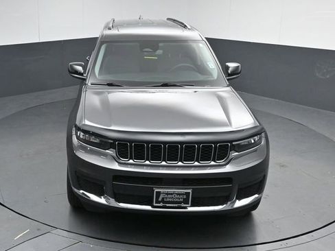 Used 2023 Jeep Grand Cherokee L Laredo w/ Luxury Tech Group I AWD/4WD image 45