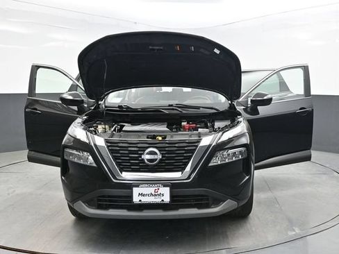 Used 2023 Nissan Rogue SV AWD/4WD image 32