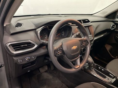 Used 2023 Chevrolet TrailBlazer LT image 19
