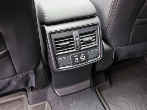 Used 2025 Subaru Forester Sport AWD/4WD image 36