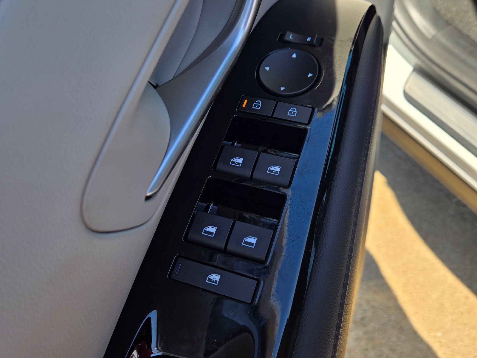 New 2026 Hyundai Tucson Limited FWD image 20