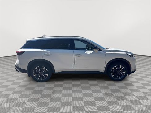 Used 2023 INFINITI QX60 Luxe w/ Cargo Package image 4