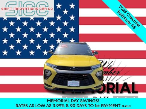 Used 2023 Chevrolet TrailBlazer RS w/ Convenience Package AWD/4WD image 2