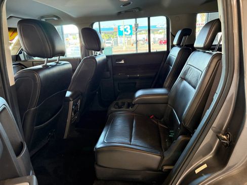 Used 2009 Ford Flex SEL FWD image 8