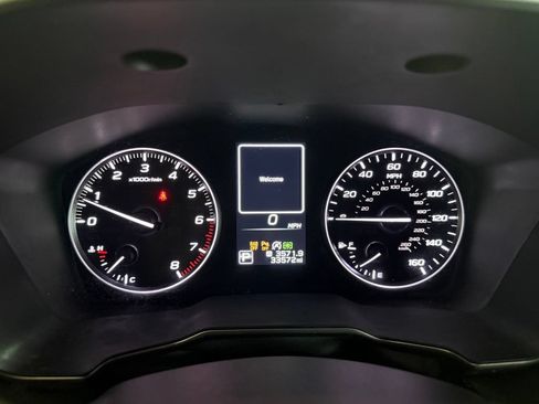 Used 2024 Subaru Outback Limited AWD/4WD image 11