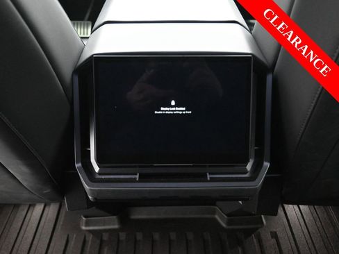 Used 2024 Tesla Cybertruck AWD Crew Cab image 28