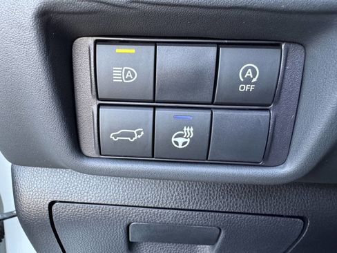 Used 2024 Toyota Highlander XSE AWD/4WD image 13