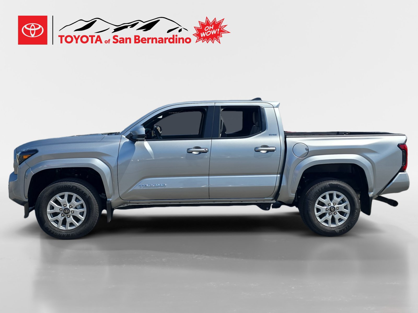 Certified 2026 Toyota Tacoma SR5 AWD/4WD image 2