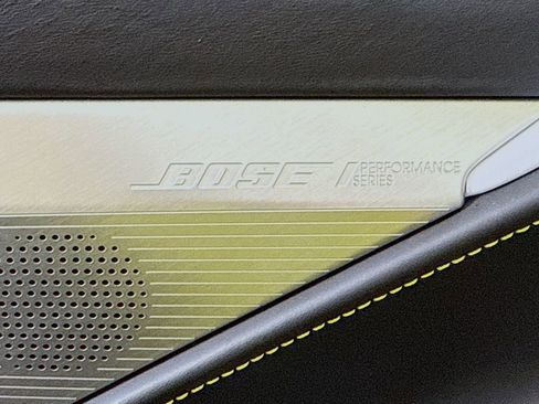 Used 2021 Chevrolet Corvette Stingray Premium Conv w/ Z51 Performance Package image 19