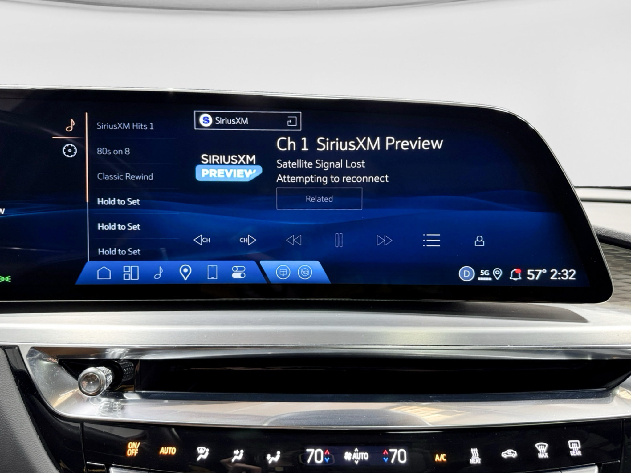 Used 2025 Cadillac Lyriq Luxury AWD/4WD image 11