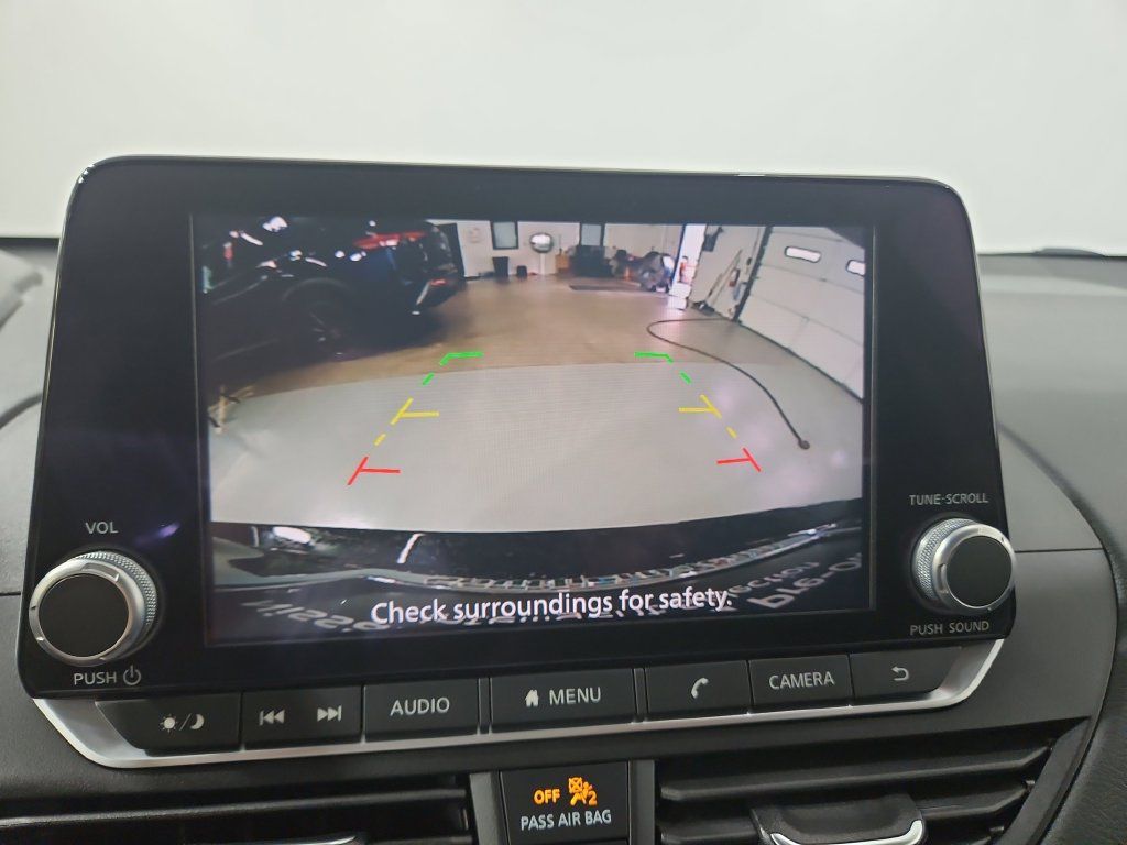 Certified 2025 Nissan Altima 2.5 S FWD image 21