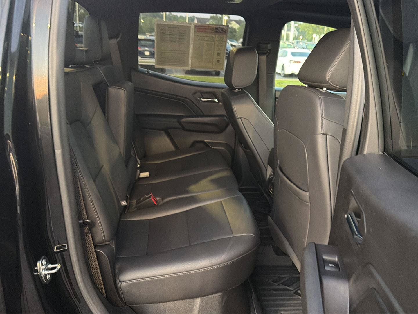 Used 2023 Chevrolet Colorado LT w/ LT Convenience Package III AWD/4WD image 12