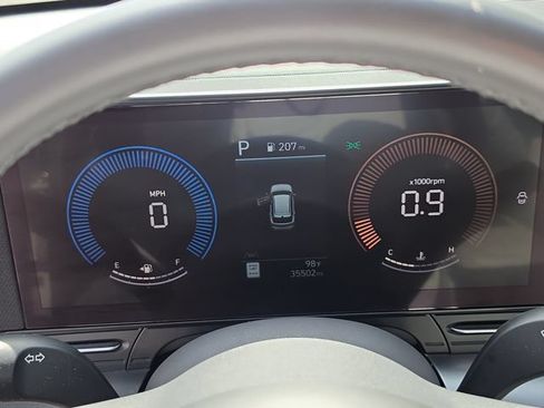 Used 2025 Hyundai Kona SEL FWD image 32