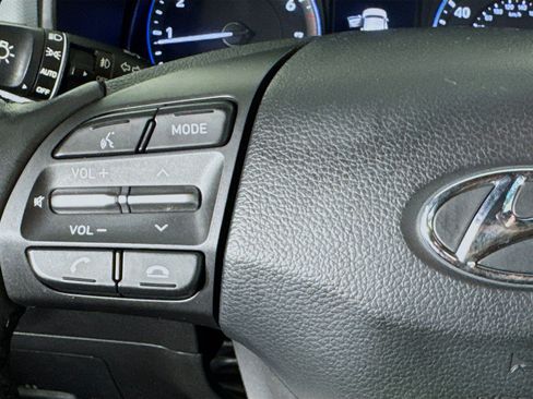 Used 2020 Hyundai Kona SEL Plus image 13