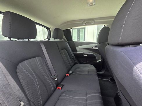 Used 2016 Chevrolet Sonic LT FWD image 34