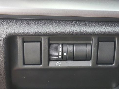 Used 2024 Subaru Impreza 2.0i image 25