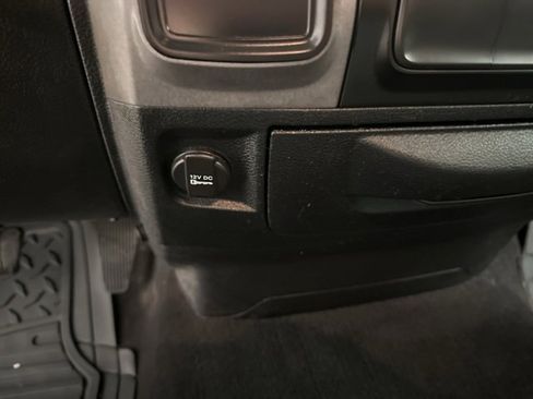 Used 2017 RAM 1500 ST w/ SXT Appearance Group image 22