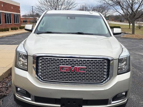 Used 2016 GMC Yukon XL Denali w/ Open Road Package image 10