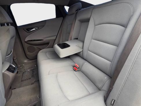 Used 2022 Chevrolet Malibu LT FWD image 12
