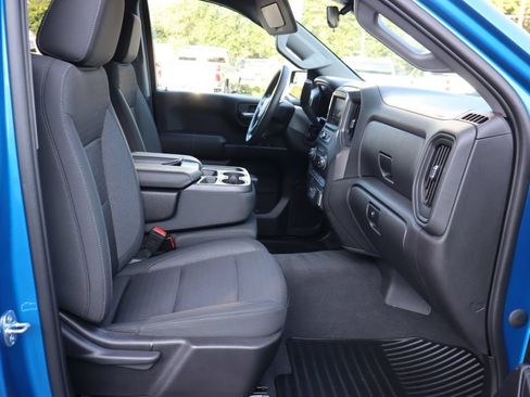 Used 2023 Chevrolet Silverado 1500 Custom Trail Boss AWD/4WD image 9