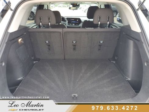 Used 2025 Chevrolet TrailBlazer LT AWD/4WD image 8