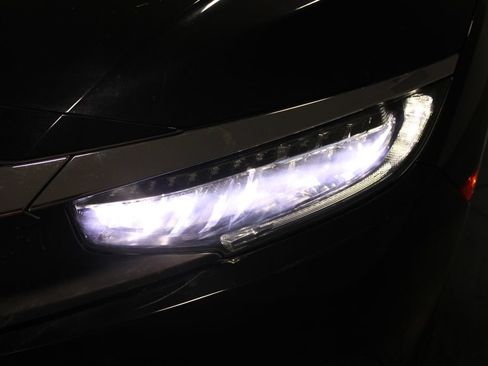 Used 2016 Honda Civic Touring image 48