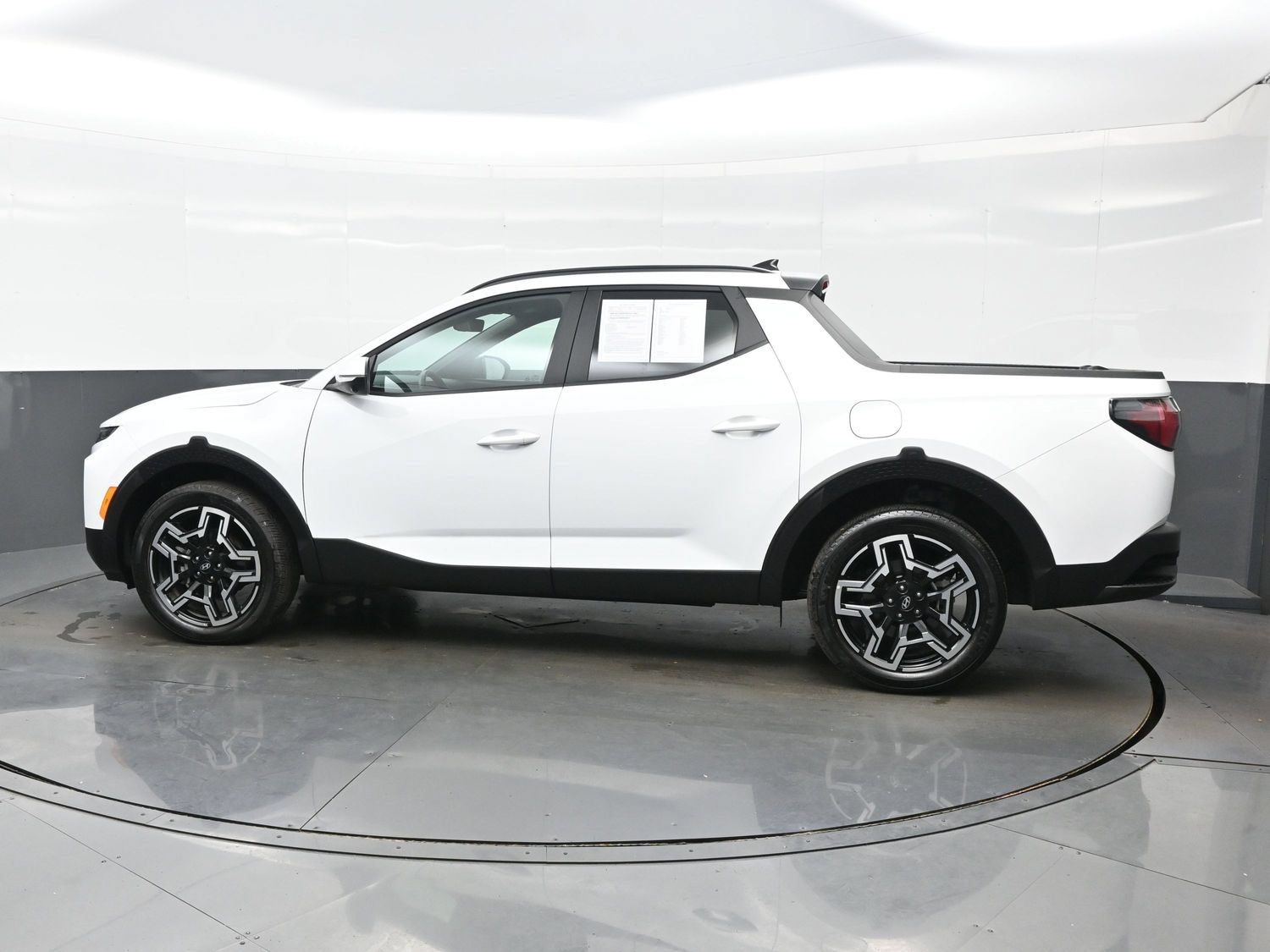 New 2026 Hyundai Santa Cruz Limited AWD/4WD image 3