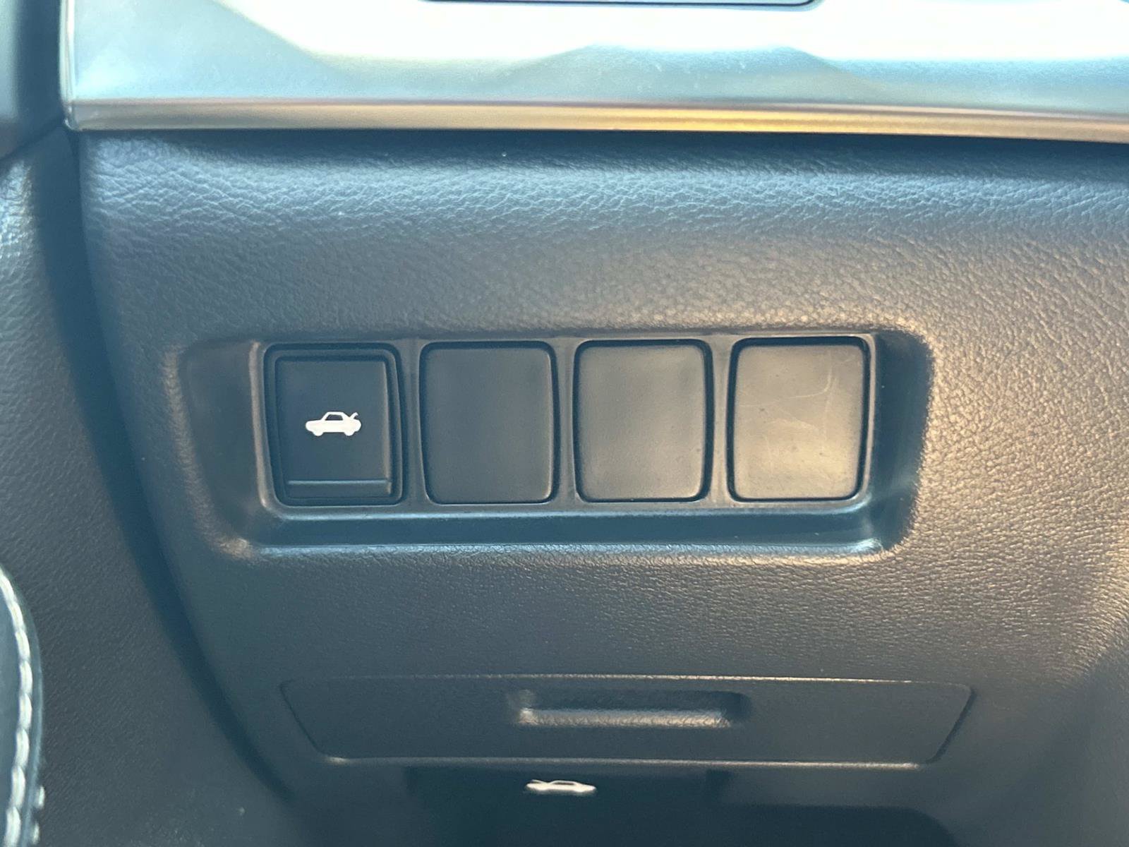 Used 2021 Nissan Maxima 3.5 SV w/ Floor Mat Group FWD image 36