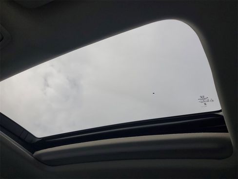 Used 2023 Honda Accord EX-L image 32