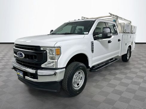 Used 2020 Ford F350 XL w/ Power Equipment Group AWD/4WD image 3