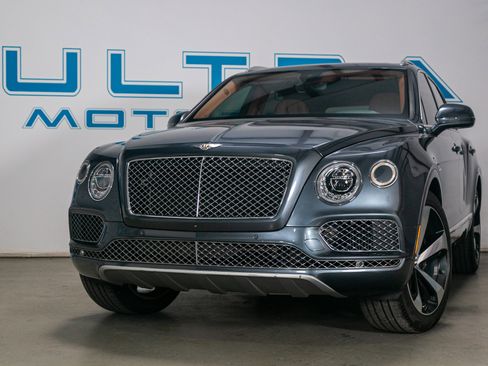 Used 2019 Bentley Bentayga image 9