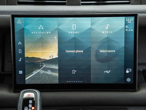 Used 2022 Land Rover Defender 110 X-Dynamic HSE image 25