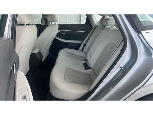 Used 2024 Hyundai Sonata SEL FWD image 19